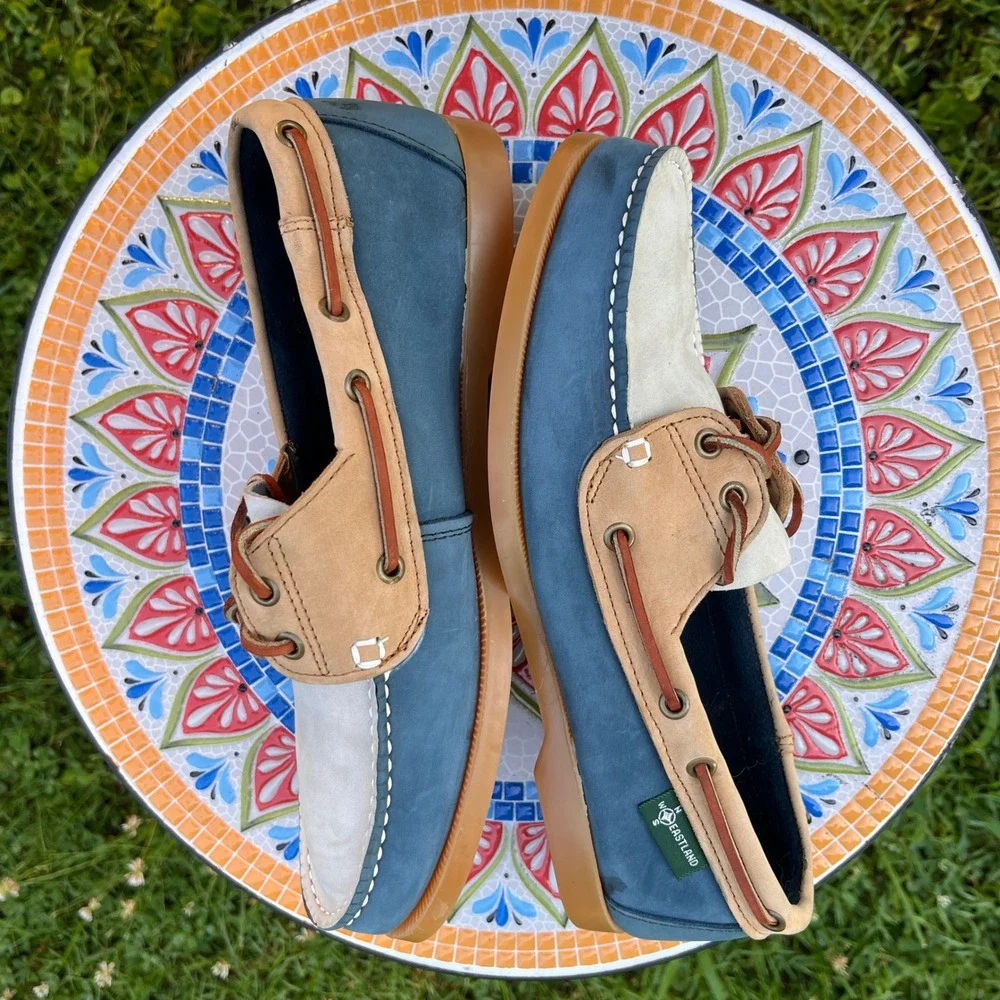 Vintage Eastland 2-Eye Boat Shoes Men's 9.5E Blue Tan Leather Made in USA Vibram